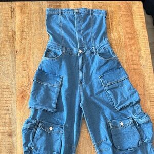 Denim jumpsuit with pockets